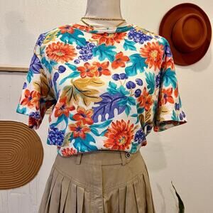 Jaclyn Vintage 90s Fruit Colorful Print Soft Cotton USA Made Short Sleeve Tee M